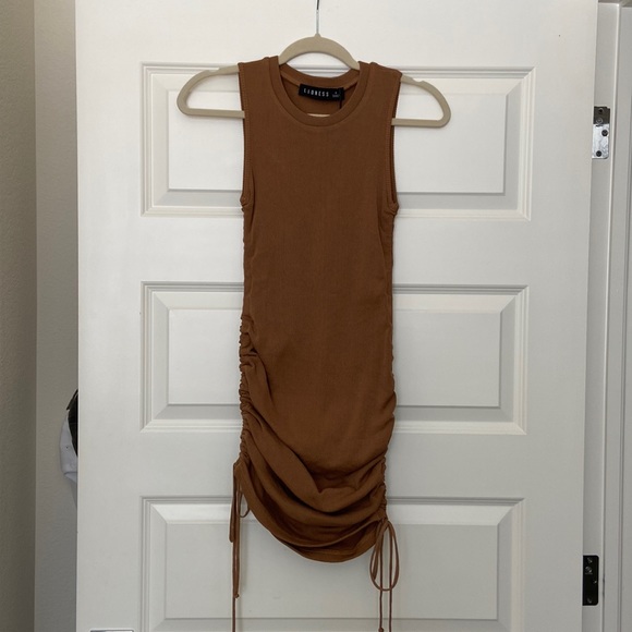 LOINESS camel colored cinch dress - Picture 1 of 6